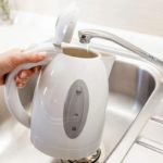 Почему в чайник нужно наливать холодную воду